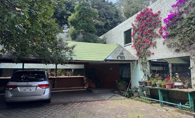 Vendo Casa en Condominio con gran jardín