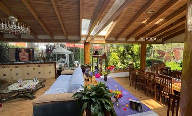 Vendo Casa en Condominio con gran jardín