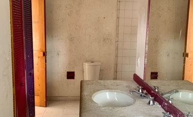 Casa en condominio para remodelar totalmente sobre Desierto de los Leones