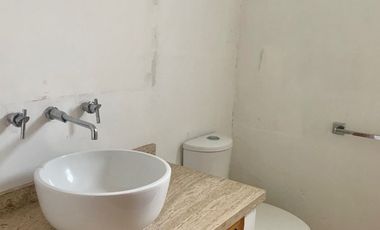 Casa en condominio para remodelar totalmente sobre Desierto de los Leones