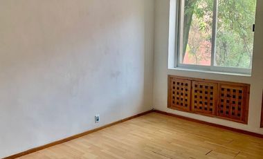 Casa en condominio para remodelar totalmente sobre Desierto de los Leones