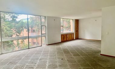 Casa en condominio para remodelar totalmente sobre Desierto de los Leones