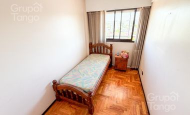 Venta Departamento Tres Ambientes Paternal Cochera Balcón APTO CRÉDITO