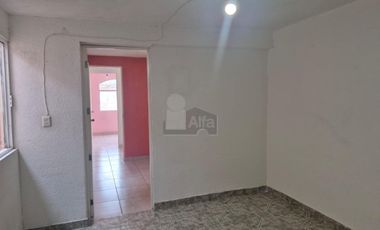 Renta casa en condominio 