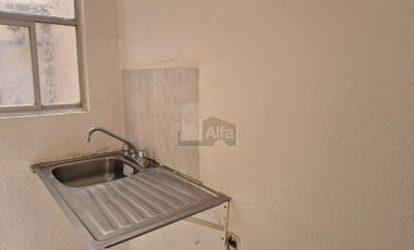 Renta casa en condominio 