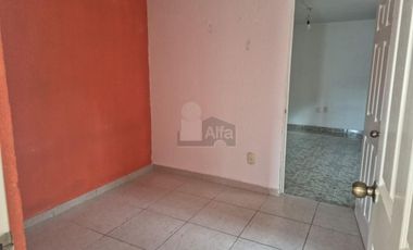 Renta casa en condominio 