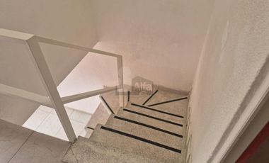 Renta casa en condominio 