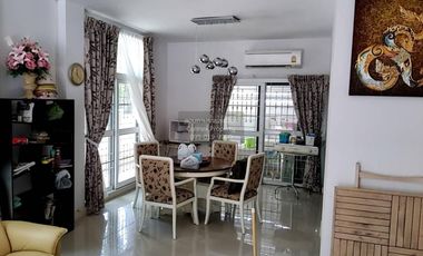 FOR RENT Townhouse/Townhome  Flora Wongsawang   CX-134692