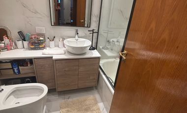 SEMIPISO 5 AMBIENTES