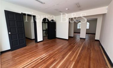 CASA CON ESTATUS BIEN PATRIMONIAL