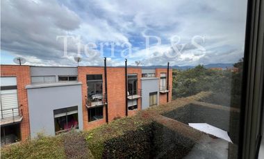 CASA EN CONJUNTO CERRADO AGRUPACION DEL MONTE 3