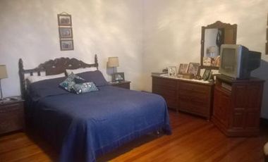 Casa de 200 m2 con gge y quincho IMPECABLE