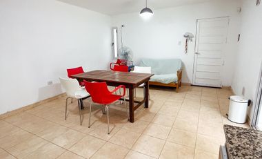Casa en  VENTA en SALSIPUEDES APTO CRÉDITO - 2 Dormitorios - Pileta, Quincho