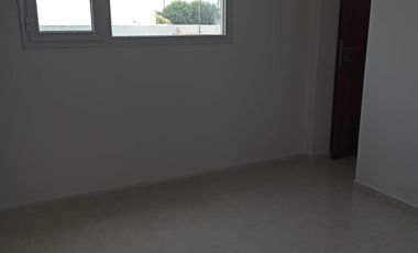 Departamento en venta - 2 Dormitorios 1 Baño - 78Mts2 - Miramar