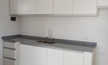 Departamento en venta - 2 Dormitorios 1 Baño - 78Mts2 - Miramar