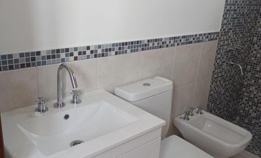 Departamento en venta - 2 Dormitorios 1 Baño - 78Mts2 - Miramar