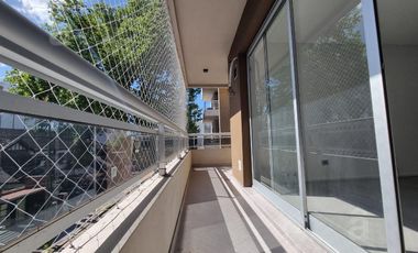 Departamento en alquiler en Villa Ballester-2 ambientes con cochera-Céntrico.