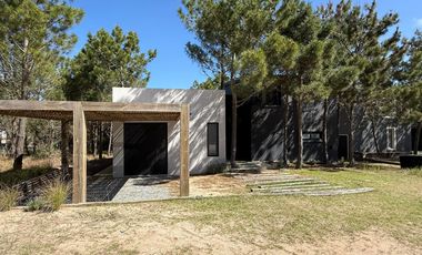 Casa en Venta Costa Esmeralda Barrio Marítimo III