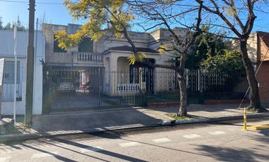 Casa - Temperley Oeste