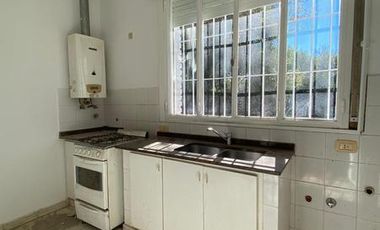 Departamento en alquiler 1 dormitorio c/ cochera Av. Tejeda- Cerro de las Rosas