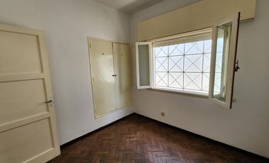 Departamento en alquiler 1 dormitorio c/ cochera Av. Tejeda- Cerro de las Rosas