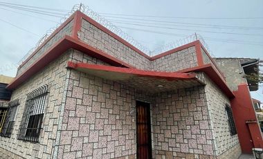 Casa en  venta de 3 ambientes con cochera, patio, terraza y parrilla - Wilde