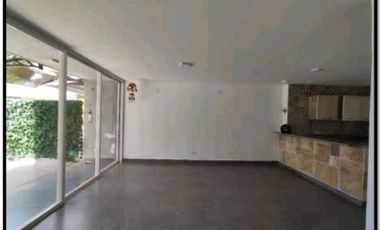 VENTA DE CASA EN UN LUGAR PRIVILEGIADO EN SAN CARLOS, SAN JOSÉ JP