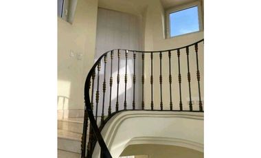 VENTA DE CASA EN URBANIZACION DOS MARES 1473M2 JP