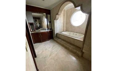 VENTA DE CASA EN URBANIZACION DOS MARES 1473M2 JP