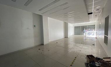 SE ARRIENDA LOCAL COMERCIAL EN AV. VALPARAÍSO (CÓD. 389)