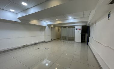 SE ARRIENDA LOCAL COMERCIAL EN AV. VALPARAÍSO (CÓD. 389)