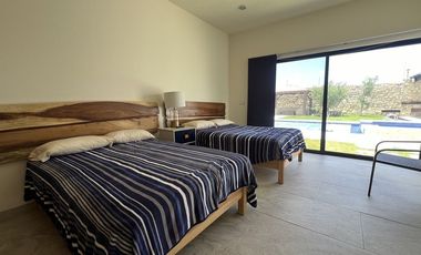 Casa en VENTA Residencial con Alberca en privada a 20 minutos de Plaza Mayor