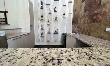 Casa en VENTA Residencial con Alberca en privada a 20 minutos de Plaza Mayor