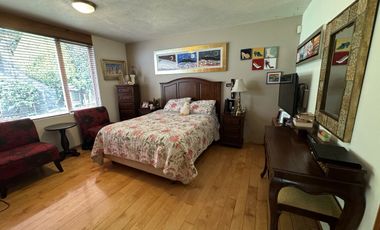 Casa en venta en fraccionamiento en frente a Perisur
