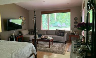 Casa en venta en fraccionamiento en frente a Perisur
