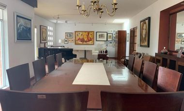 Casa en venta en fraccionamiento en frente a Perisur