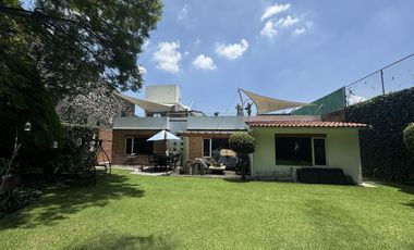 Casa en venta en fraccionamiento en frente a Perisur