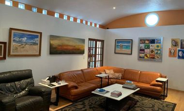 Casa en venta en fraccionamiento en frente a Perisur