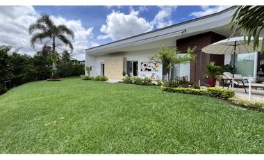 VENTA DE CASA CAMPESTRE EN ARMENIA, QUINDO, COLOMBIA