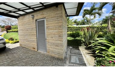 VENTA DE CASA CAMPESTRE EN ARMENIA, QUINDO, COLOMBIA