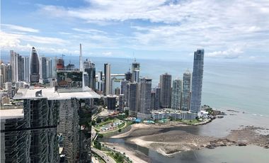 VENTA  APARTAMENTO EN AVENIDA BALBOA CON VISTA AL MAR PH YOO ML