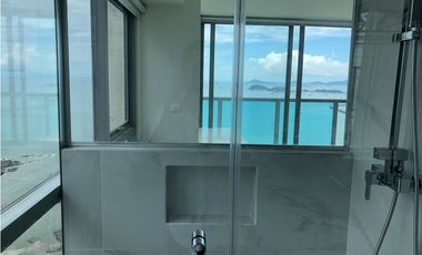 VENTA  APARTAMENTO EN AVENIDA BALBOA CON VISTA AL MAR PH YOO ML