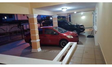 VENTA DE LUJOSA Y AMPLIA CASA EN MIRAFLORES 380M2