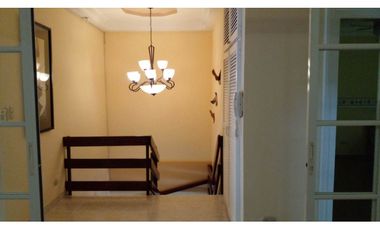 VENTA DE LUJOSA Y AMPLIA CASA EN MIRAFLORES 380M2