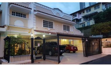 VENTA DE LUJOSA Y AMPLIA CASA EN MIRAFLORES 380M2