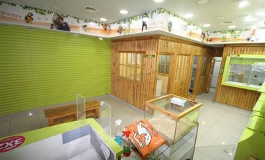 Local Comercial en Arriendo en Vitacura con Arturo Ureta