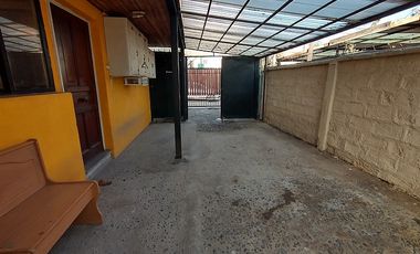 CASA DE 2 PISOS EN ÑUÑOA 4D/2B DE 220M2