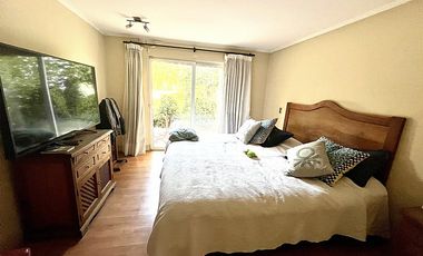 CASA ESTILO PROVENZAL EN LA MEJOR ZONA DE PIEDRA ROJA