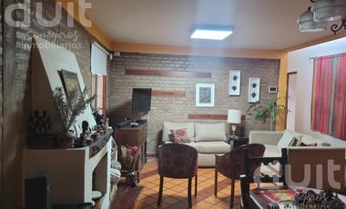 Casa en Venta - B° Marques de Sobremonte