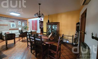 Casa en Venta - B° Marques de Sobremonte